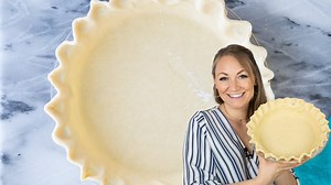 This is the only Pie Crust Recipe you’ll ever need! Buttery, flaky, and foolproof, my easy homemade recipe is perfect every single time, thanks to a key secret ingredient. This recipe comes together quickly in the food processor, so you can have a perfect pie dough chilling in your refrigerator in a matter of minutes. RECIPE: https://sugarspunrun.com/easy-pie-crust-recipe/ | Sugar Spun Run