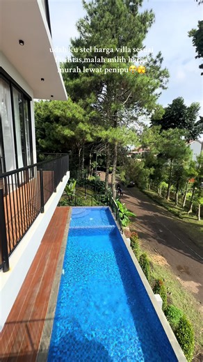 hari gini masih pusing cari villa di lembang yang aman dan terpercaya? bookingnya lewat mimin dong. dan jangan lupa follow juga @VILLA ISTANA BUNGA LEMBANG admin: 0877-5854-9563 #villamodern #villaprivatepool #villalembang #wisatalembang #stayinvillalembang