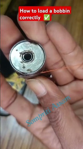How to put a Bobbin in a bobbin case | Right way to fix bobbin to bobbin case