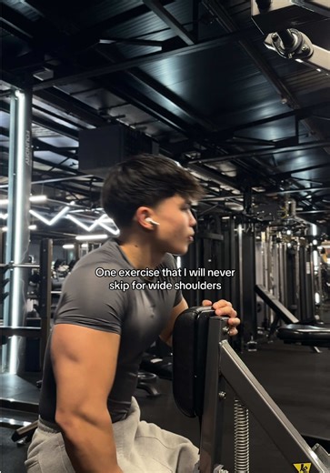 Cuffed Cable Lateral Raise for Wide Shoulders