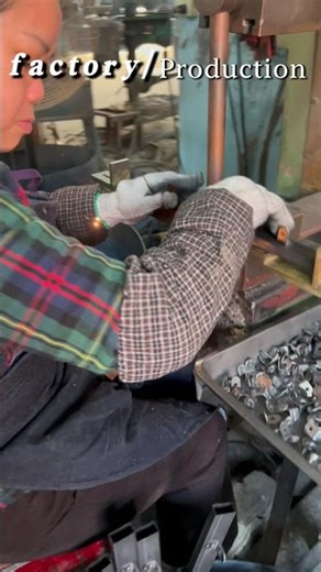 Customized hardware hooks