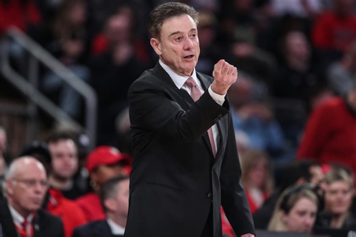 Rick Pitino Throws Shade at His Own Team As St. John’s Escape Narrow Win vs Bill Self’s Kansas | College Sports Network