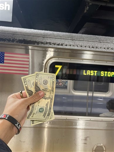 $40 is still good on Flushing #304tok #304 #flushingnyc #jacksonheights #tricktok