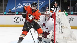 Ducks lose to Avalanche, 3-2