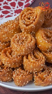 788K views · 12K reactions | الشباكية بالحليب مع أسهل طريقة ممكنة للتشباك #شباكية #رمضان #معسلات #حلويات #جرب_الوصفة | جرب الوصفة | Facebook