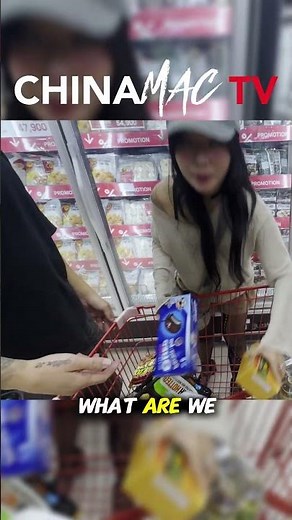 China Mac SNAPS at Henry in Public 😳