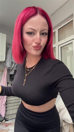 silaan_ (@silaan_) adlı kullanıcının orijinal ses - Lyrics✨️ ile oluşturduğu videoları