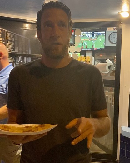 Barstool Pizza Review - Mr. Z's (Key West, FL) | David Portnoy - El Presidente