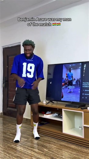 Ghana Goalkeeper Benjamin Asare Dance by ( papa script )
