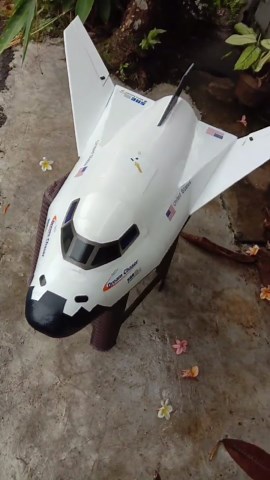 Dream Chaser RC Space Glider Flight
