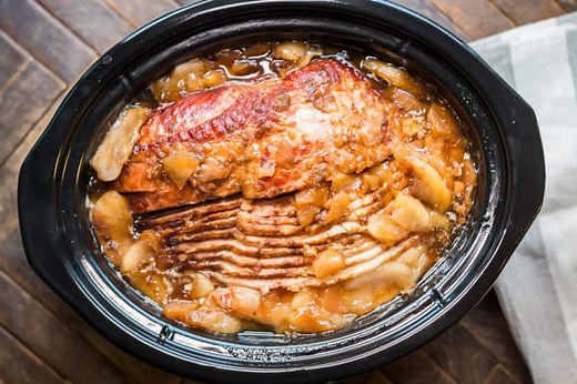 Slow Cooker Apple and Clove Ham