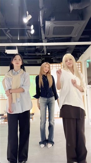 Heavy Serenade with #LEECHAEYEON #이채연 🪩♬＊°# NMIXX #LILY #HAEWON