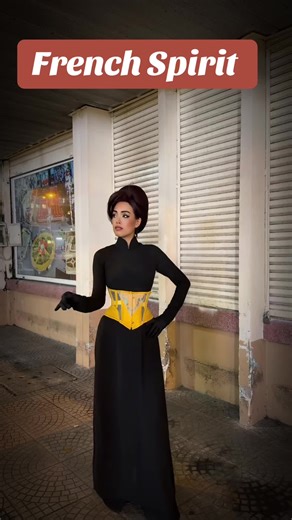 Khám Phá Di Sản Áo Dài Qua Lăng Kính Pháp