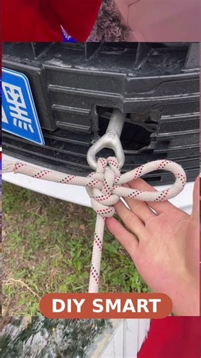 Smart Knot Trick For Safety 🚗#shorts