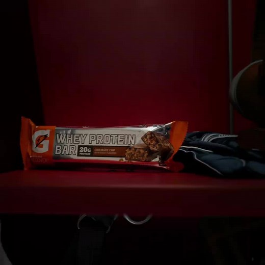 Whey protein and carbs to help athletes recover. | Gatorade