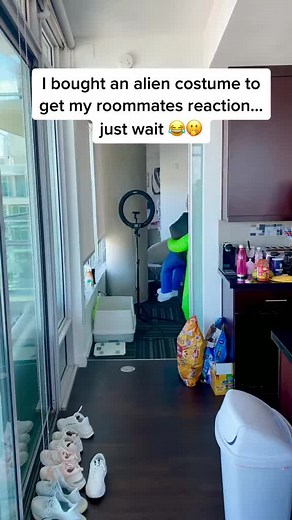 Roommate's Reaction to Alien Costume Abduction Prank