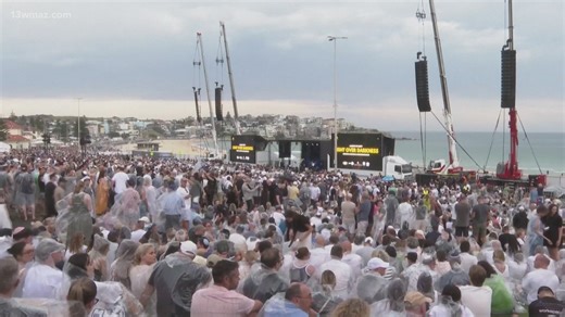 New details, as Australia terror suspects attempt to use pipe bombs in Bondi Beach attack