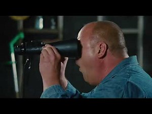 The Three Stooges (2012) - Workshop Scene