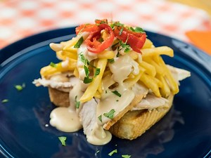 Hot Turkey Horseshoe Sandwich