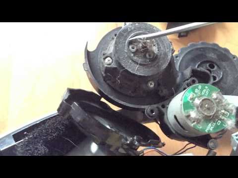 iRobot fixing problems with wheels - how to clean - tutorial movie