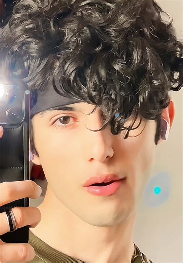 Karak Boy: Moments of Emotion and Humor