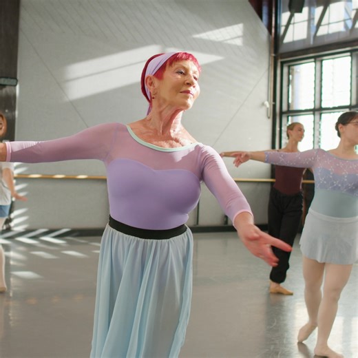 Want unlimited dance for a whole month? Join now with our $99 Intro Offer*! *Newcomers only | Sydney Dance Company