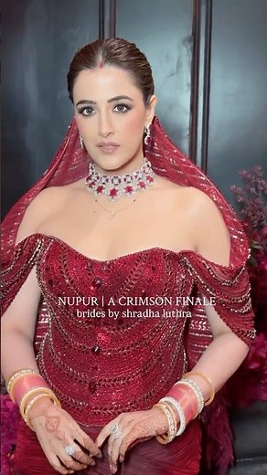 Nupur Sanon Wedding Reception Look | Stebin Ben | Kriti Sanon Sister | Red Gown | Bollywood Bride