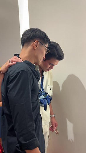THIS FATHER-SON DUO! 🥹✨ Piolo and Inigo had their time to pray prior the red carpet premiere of Inigo-led movie, ‘Fatherland.’ #PioloPascual #InigoPascual #CornerstoneArtist