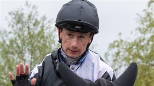 'He was literally on his knees' - Oisin Murphy's miracle ride at Windsor