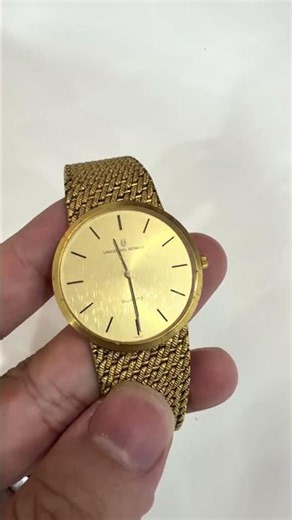 A cheap alternative to Patek Ellipse? Universal Genève 517.052