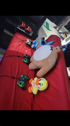 Freddy_Pachonsito | Acá hechando las retas con los compás | Instagram