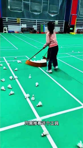 Papa Filled the Entire Ground with Birds! 😳🤣Birds #FunnyShorts #FamilyShorts #PapaFun #ComedyVideo