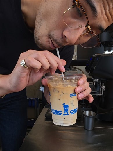 ตอนนี้ของในร้านพังหมดแล้วครับ😆 #ร้านกาแฟบางนา #foodiebangna #cupofcoffee #fyp #latte