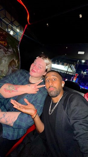 Ussama_housni🇲🇦 on Instagram‎: "ناااري 😂😂😂😂😂😂😂"‎