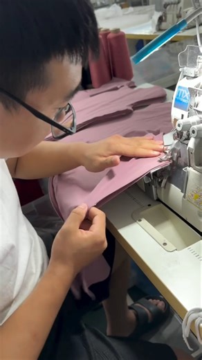 Amazing Jumpsuit Side Seam Attach by Overlock #amazing #sideseam #jumpsuit #overlock #sideseamjoin