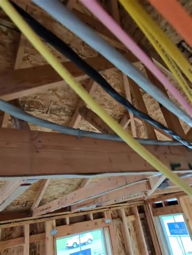 Moises Hernandez on Instagram: "Residential electrical work#electrician #worldofelectricians #electricianlife⚡️"