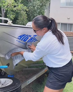 I didn’t change how I clean, I changed what I use. That’s the difference Aussies are noticing with 𝗞𝗼𝗮𝗹𝗮𝗖𝗹𝗼𝘁𝗵 𝗫𝗫𝗟. You wipe once, walk away… and nothing needs fixing after it dries. No streaks. No touch-ups. No second pass. 💦 Absorbs water instead of smearing it ✨ Glass, mirrors & taps stay clear 🧼 XXL size = fewer wipes, faster cleans 🇦🇺 Trusted by thousands of Aussie homes Right now it’s 𝟯 𝟯 𝗙𝗥𝗘𝗘 𝗘𝘅𝘁𝗿𝗮 𝟱𝟬% 𝗢𝗙𝗙 👀 👉 Switch once. Stop re-cleaning. https://koalac