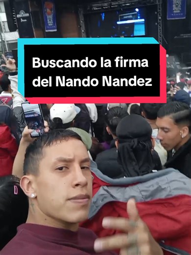 La terapia por un autógrafo, de estar afuera mojandonos a estar frente a la tarima, en una tarde de RAP !El que persevera alcanza¡ Valió la pena? Claro que sí 🎤🔥 #NandoNandez #RAP #Storityme #HipHop