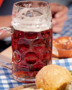 👉 HOW TO SURVIVE A BEER GARDEN Bavaria insider Sebastian Niedermaier gives you tips for your next beer garden visit: from self-service to the only true beer glas size. 🍻 Who will travel to Bavaria this year and try these tips? | Visit Bavaria