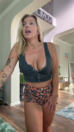 Texas Thighs (@courtneytexasthighs)’s videos with original sound - Alyssasnida