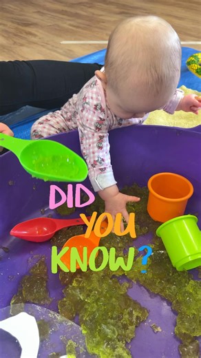 Did you know? Jelly play builds sensory development! Squishing, squeezing and exploring jelly helps babies experience new textures and sensations, supporting healthy brain development and early learning — all while having loads of messy fun! 💜✨ #SensoryPlay #JellyPlay #BabyFun #MessyPlay | Splat Messy Play North Somerset