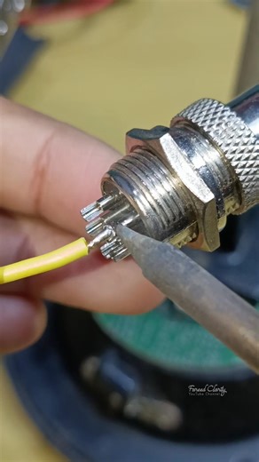 How to properly solder wires to connectors