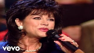Bill & Gloria Gaither - The Only Real Peace Chords [Live] ft. Candy Christmas - ChordU