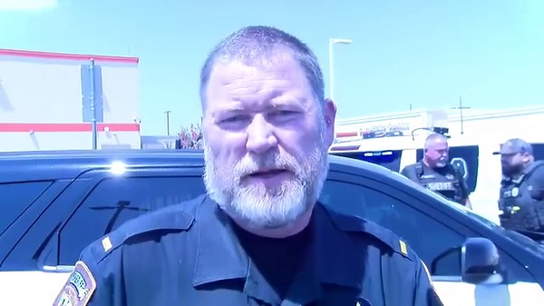 SHENANDOAH ONE HOUR PURSUIT THROUGH HARRIS COUNTY Just after noon, a Shenandoah Officer attempted to stop a vehicle at Research and I-45. The female fled and a pursuit ensued. Units from Shenandoah, Oak Ridge, and Montgomery County Precinct 3 Constables continued south on I-45 on and off the freeway. Harris County Sheriff's units then started to assist along with their air support. Harris County Precinct 4 also assisted. They continued south. to the Airline, the female driver then turned north t