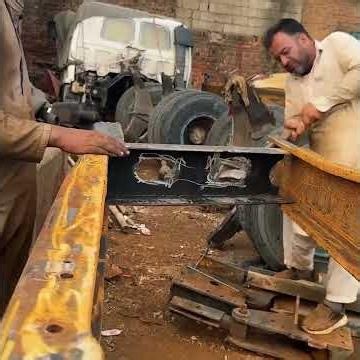 You Won't Believe This Accidental Truck Chassis Restoration – Pure Mechanical Genius