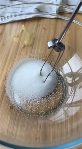 How to make this recipe: Kinder Chocolate Cookie Bars Ingredients Makes 16 bars 1 large egg (room temperature) 1/2 cup butter (cold & cubed) 2 1/4 cups all purpose flour 1 teaspoon baking powder 1/2-1 teaspoon vanilla extract 1/3 cup chocolate chips (semi sweet) 10 strips kinder chocolate bars (7 1/2 ounces / 213 grams) 2-3 tablespoons powdered/icing sugar 1/2 cup granulated sugar 1 pinch salt #KinderChocolate #CookieBars #SweetTreats #ChocolateLovers #DessertDelight #SnackTime #HomemadeGoodness