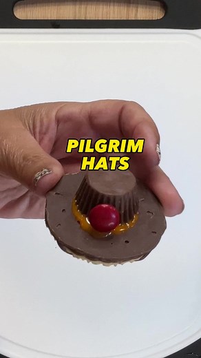 Thanksgiving Pilgrim Hats #Thanksgiving #thanksgiving2023 #thanksgiving2023. #thanksgivingtreat #pilgrims | Easy Recipes & Lifestyle Tips