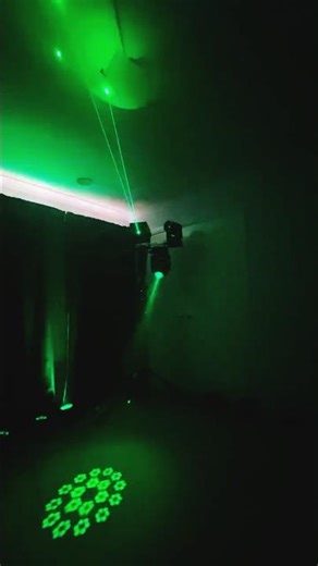 New setup with…green. #lasershow #party #tetoris