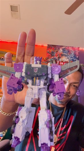 THE MOST SLEPT ON DECEPTICON TRIPLE CHANGER … #todaysfave #transformers