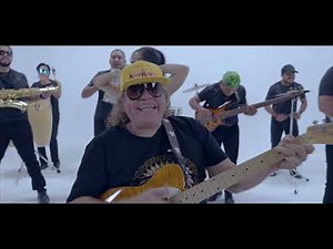 Los Karkik's - "Me Meso En La Hamaca" (2nda Video Oficial)